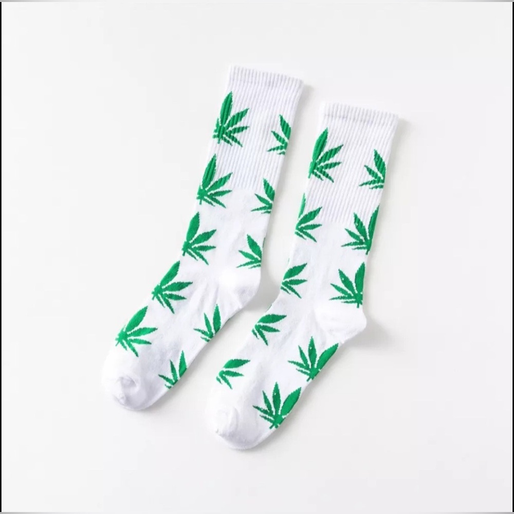 *NEW* HUF Mid Socks